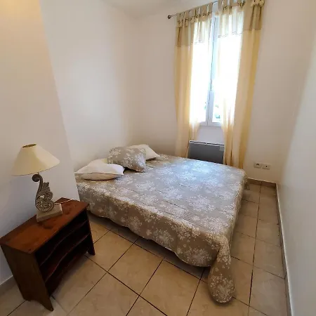 Holiday home Maison De Le Margot